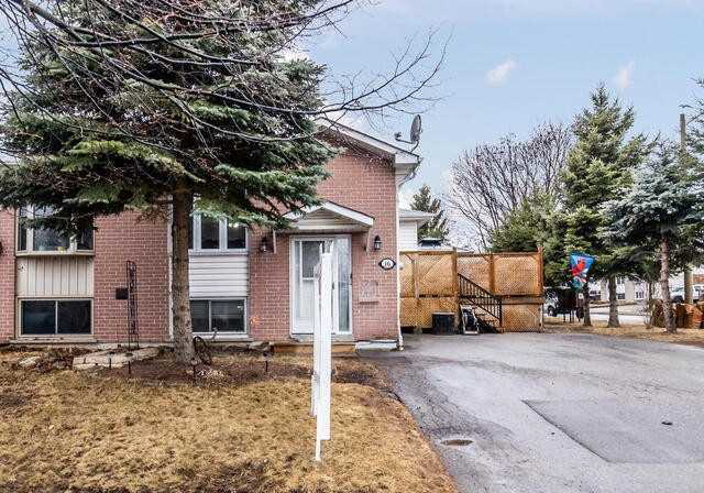 16-lockhart-gate-clarington-ontario-e5166435