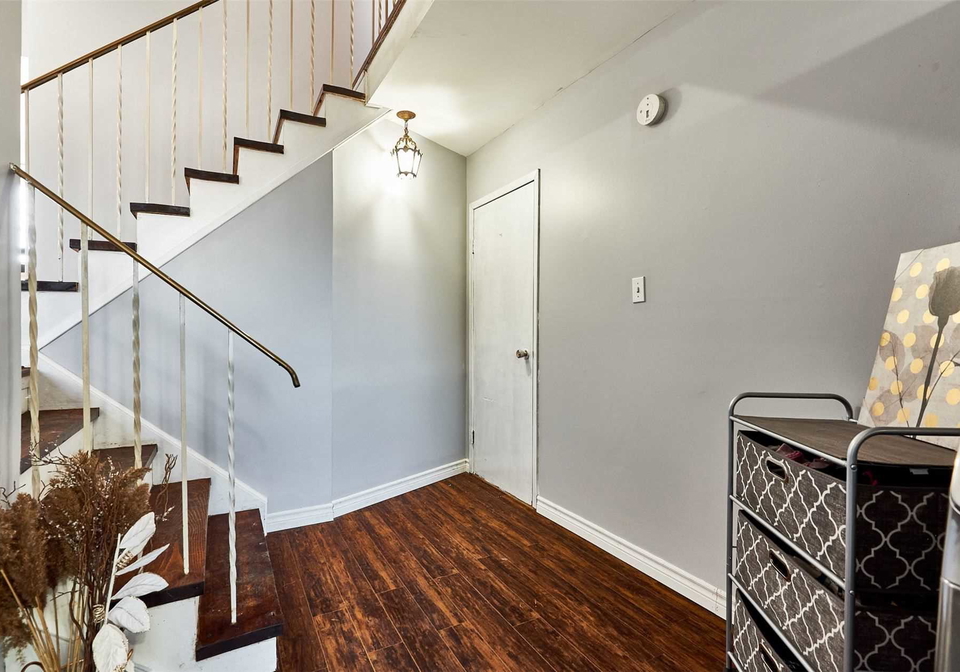40-merivale-street-oshawa-ontario-e5167394