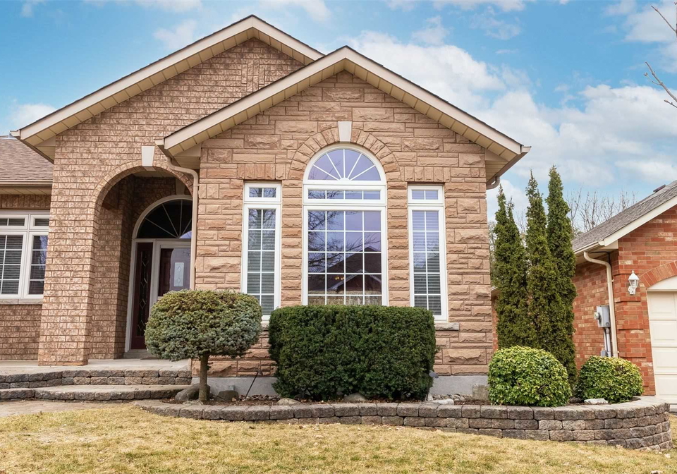 907-oberland-drive-oshawa-ontario-e5167737