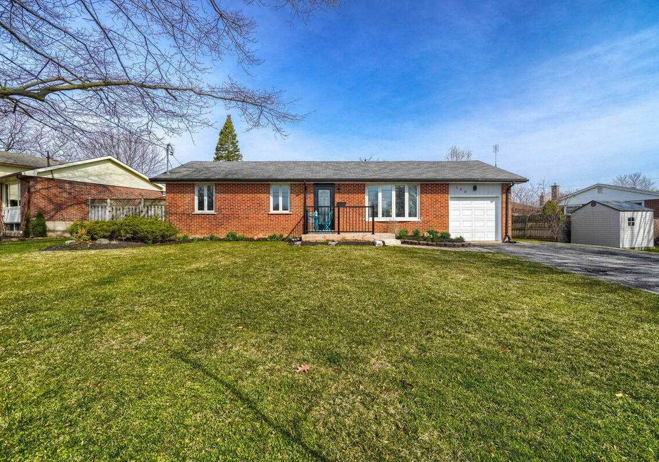 860-carnation-court-oshawa-ontario-e5183717