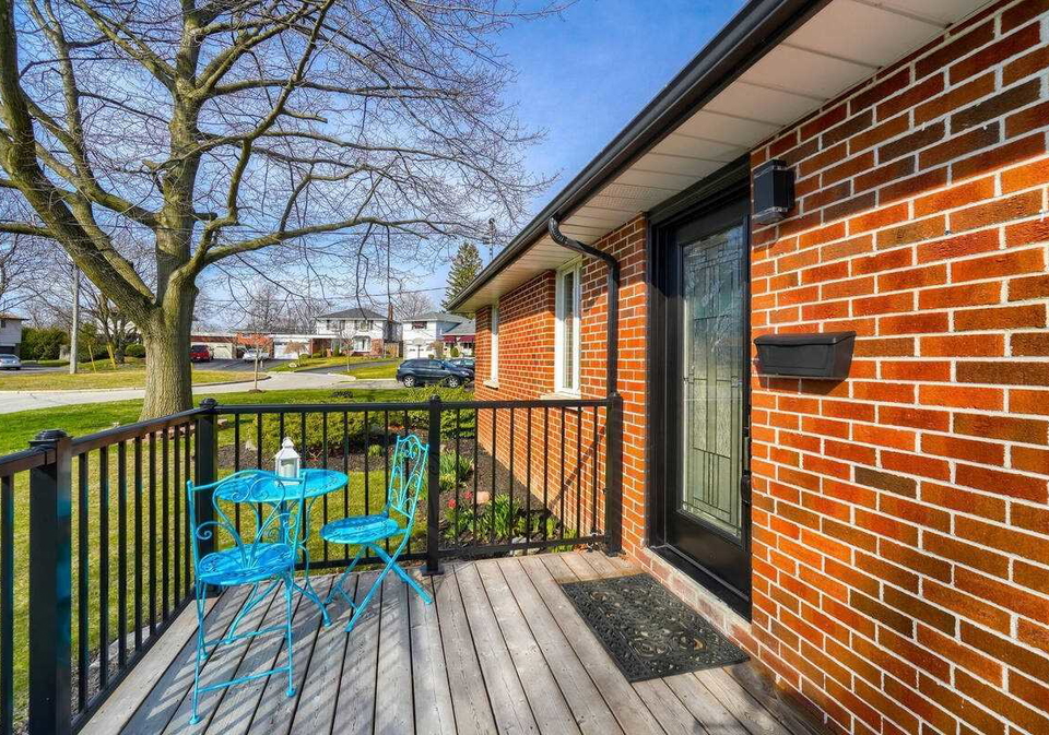 860-carnation-court-oshawa-ontario-e5183717