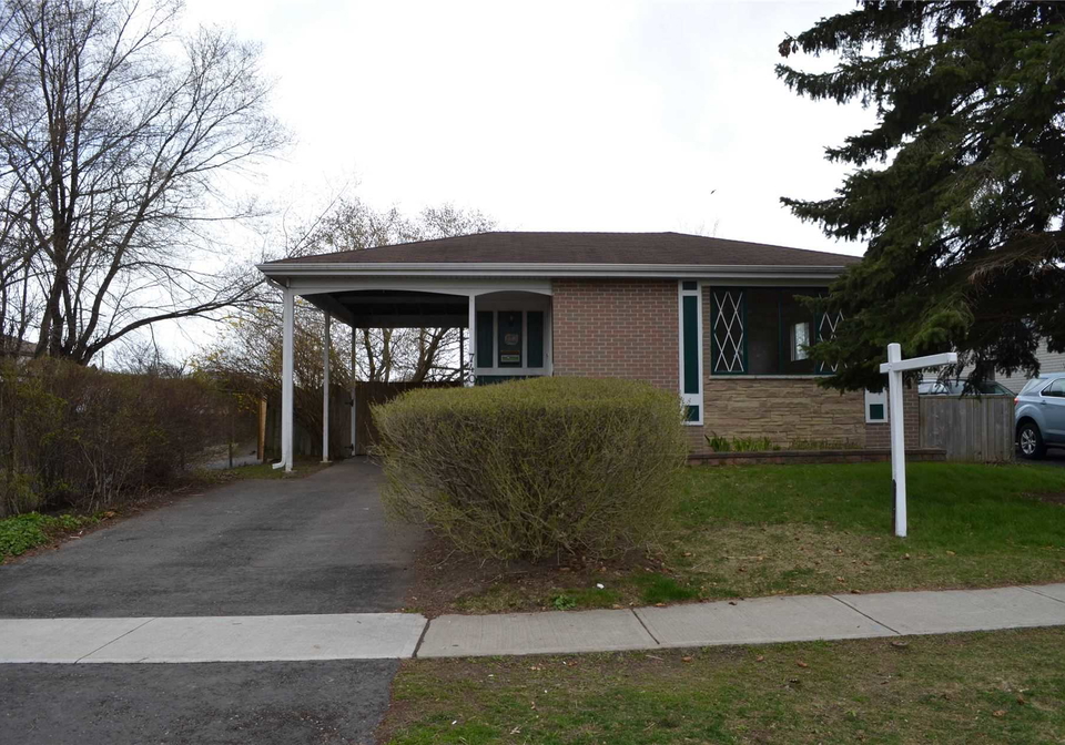 740-breezy-drive-pickering-ontario-e5206382