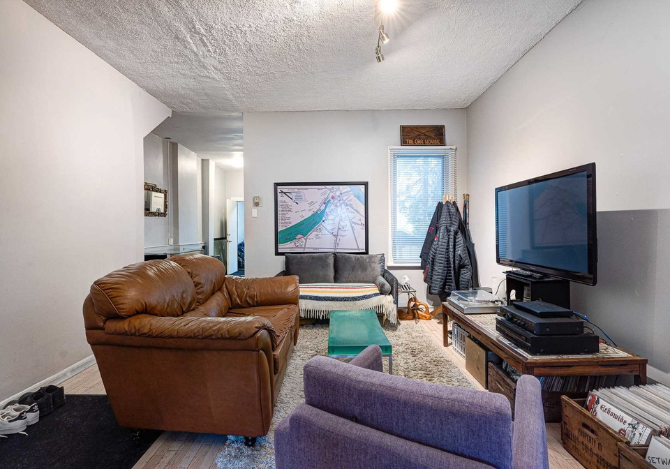 1316-queen-street-e-toronto-ontario-e5218524