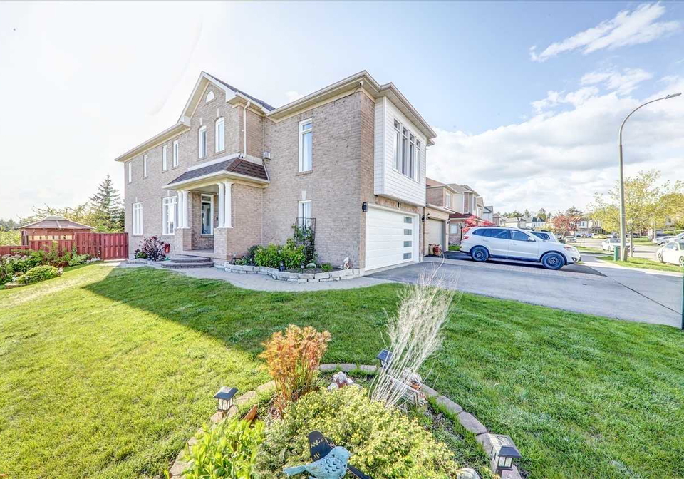 2-hoodgate-drive-whitby-ontario-e5235567