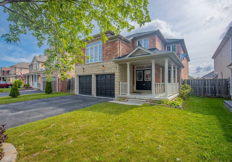21-hazeldine-drive-ajax-ontario-e5310944