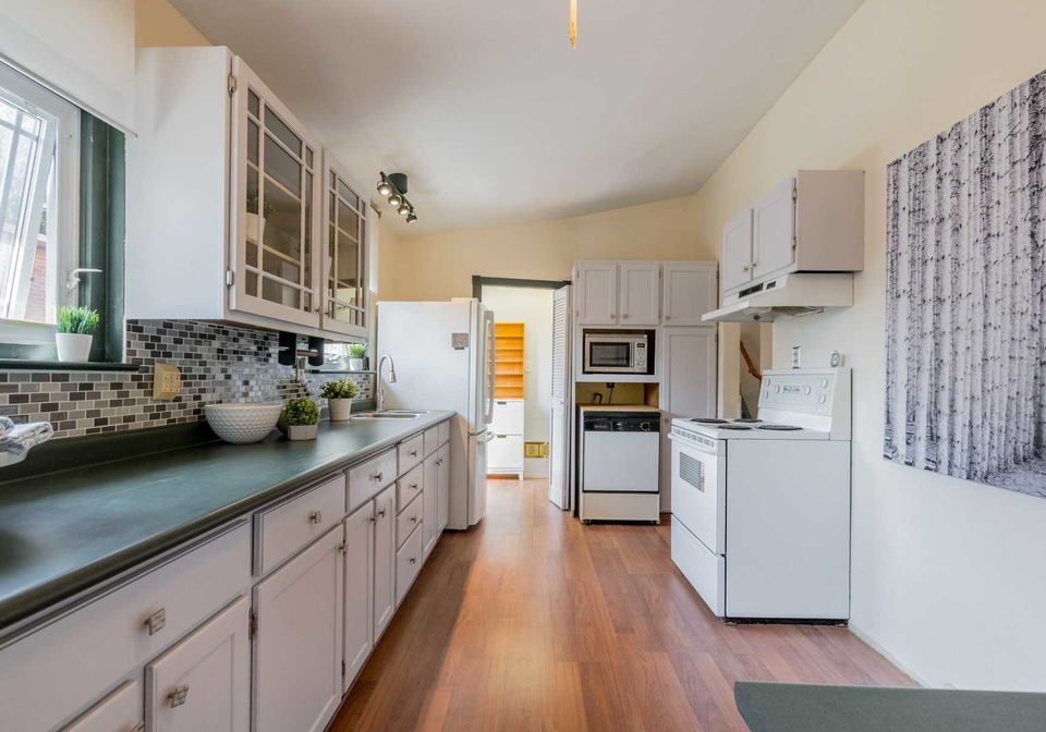818-krosno-boulevard-pickering-ontario-e5330054