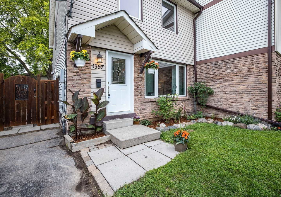1387-largo-crescent-oshawa-ontario-e5335067