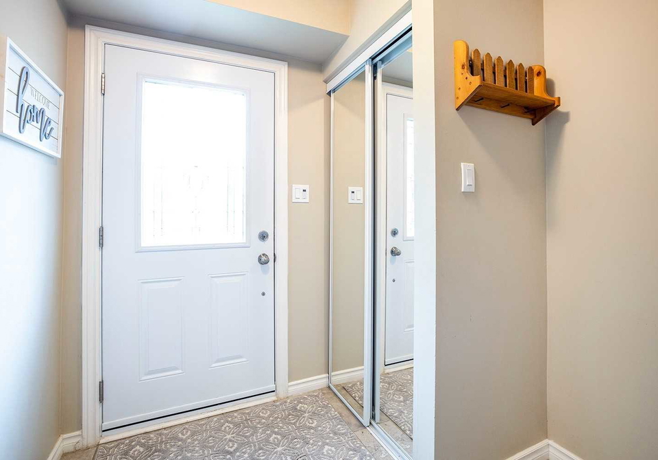 1387-largo-crescent-oshawa-ontario-e5335067