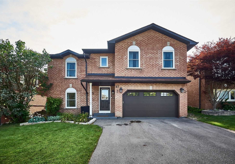 47-limestone-crescent-whitby-ontario-e5350148