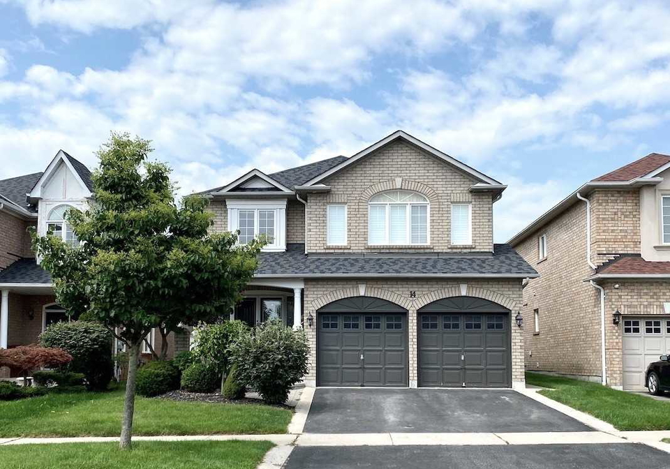 14-robert-attersley-drive-w-whitby-ontario-e5398907
