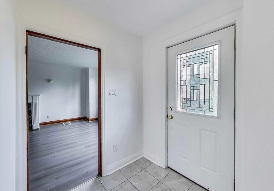 588-victoria-park-avenue-toronto-ontario-e5429527