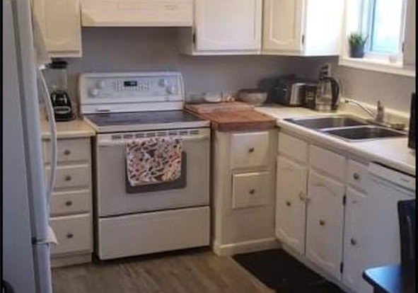 1384-fordon-avenue-pickering-ontario-e5445532