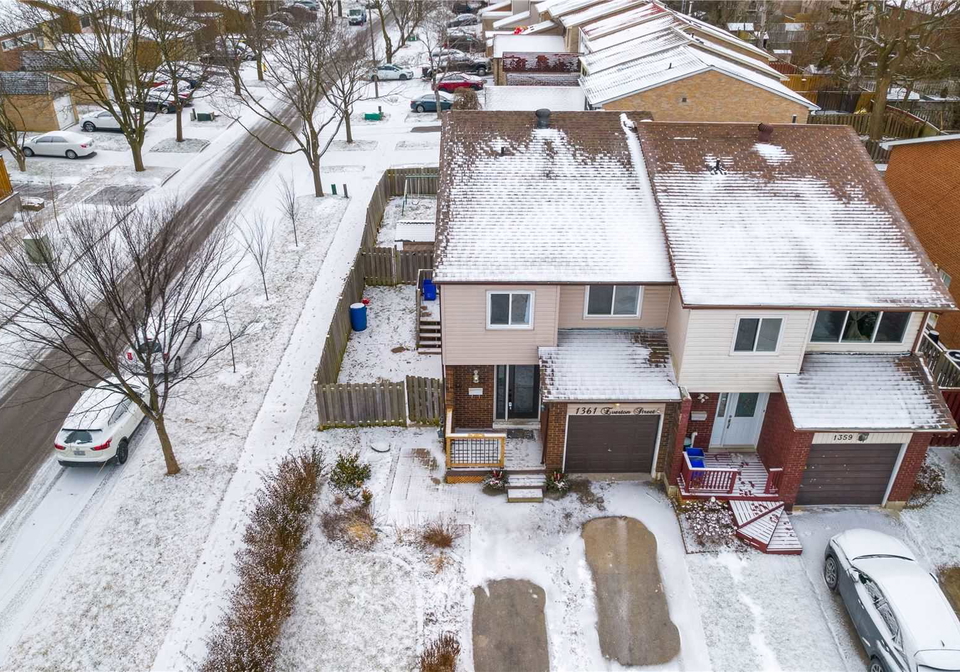 1361-everton-street-pickering-ontario-e5470332