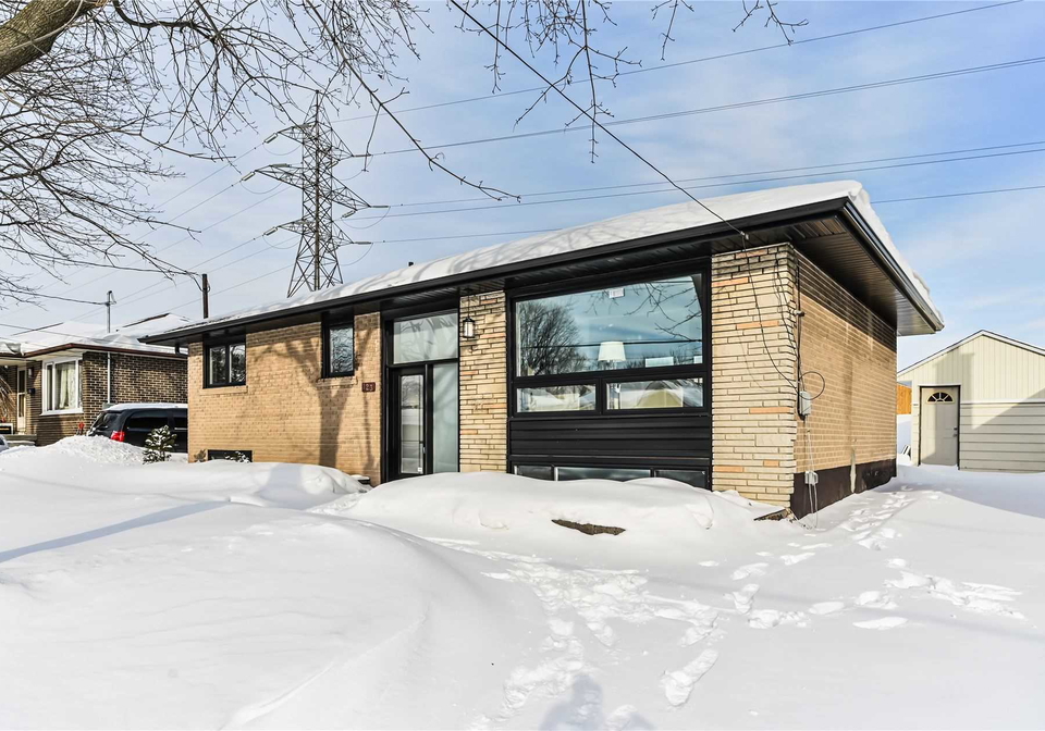 123-bowman-avenue-whitby-ontario-e5493614