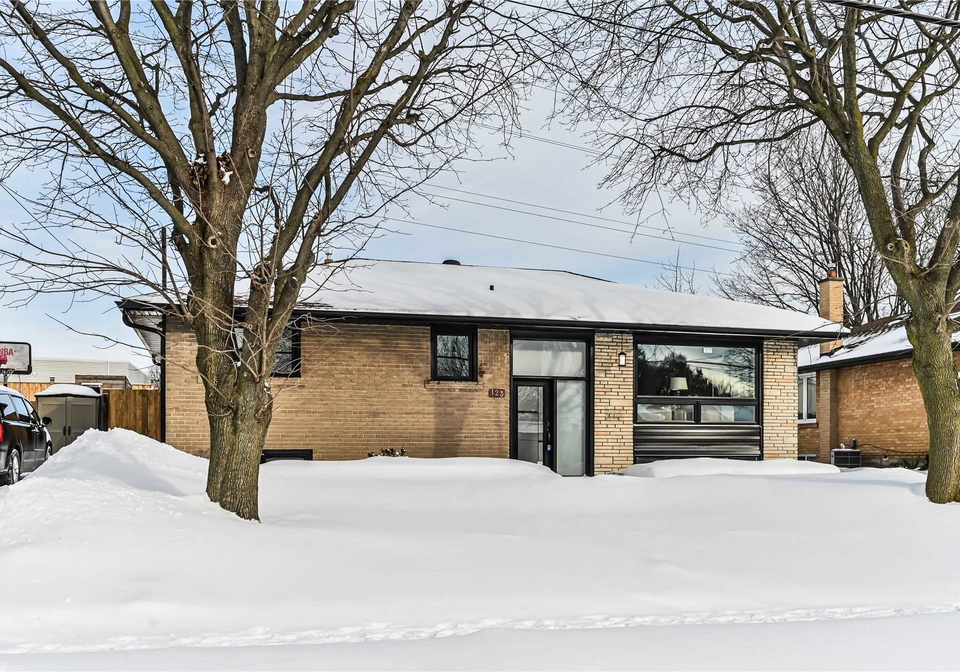 123-bowman-avenue-whitby-ontario-e5493614