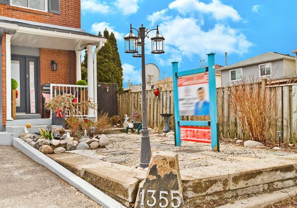 1355-everton-street-pickering-ontario-e5544806