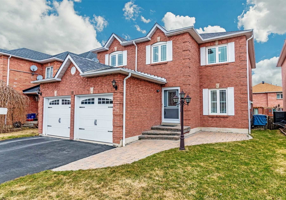 11-howes-street-ajax-ontario-e5570482