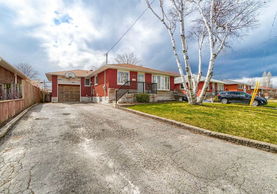 1412-lakefield-street-oshawa-ontario-e5572245