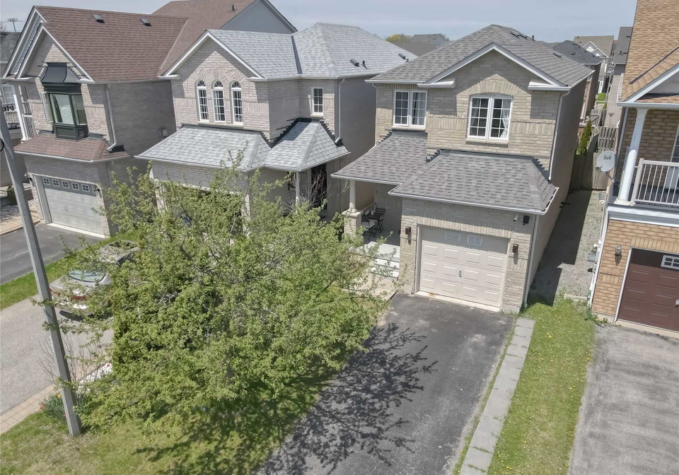 18-beadle-drive-ajax-ontario-e5617650