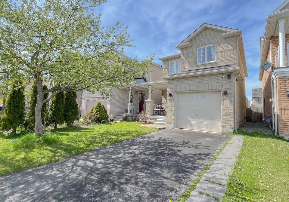 18-beadle-drive-ajax-ontario-e5617650