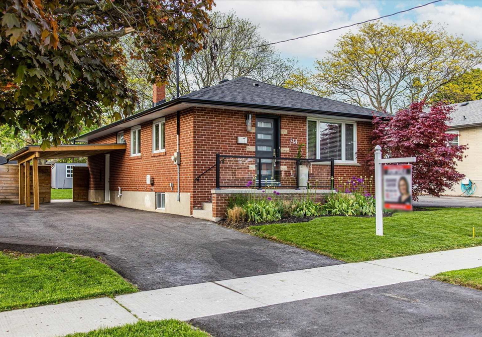 714-gilbert-street-w-whitby-ontario-e5650726