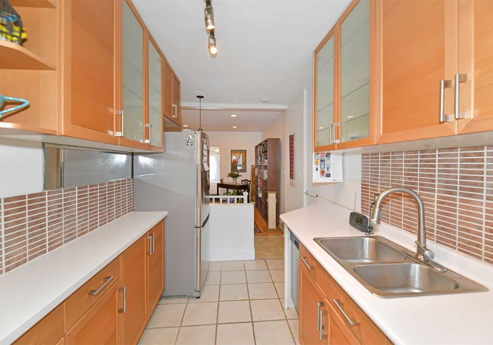133-coxwell-avenue-toronto-ontario-e5658426