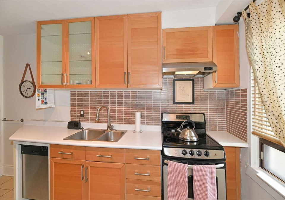 133-coxwell-avenue-toronto-ontario-e5658426