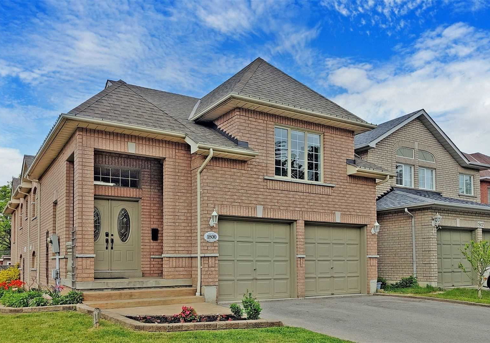 1800-holbrook-court-pickering-ontario-e5659207