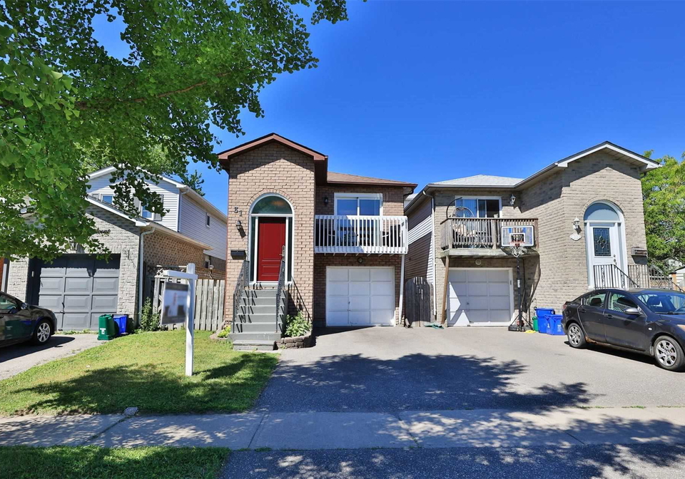 31-empire-crescent-clarington-ontario-e5673443