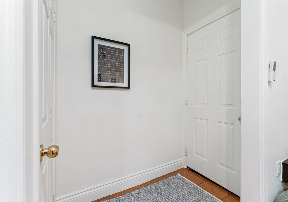 736-woodbine-avenue-toronto-ontario-e5688593