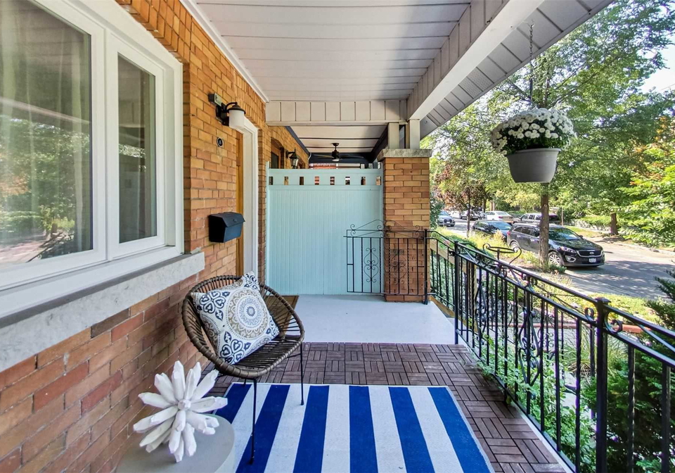 15-keystone-avenue-toronto-ontario-e5768703