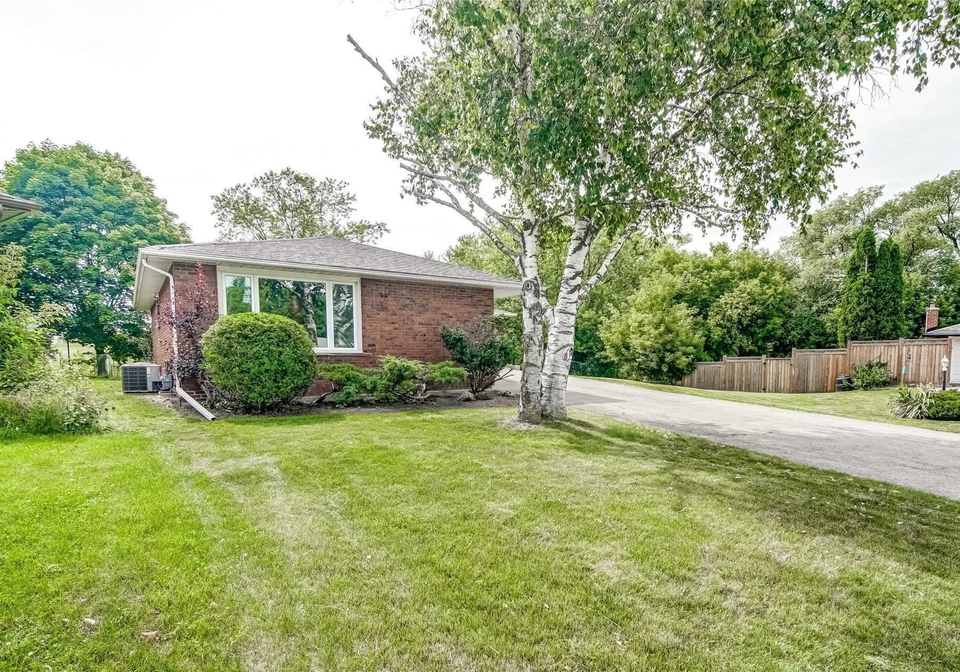 926-walnut-court-oshawa-ontario-e5769294