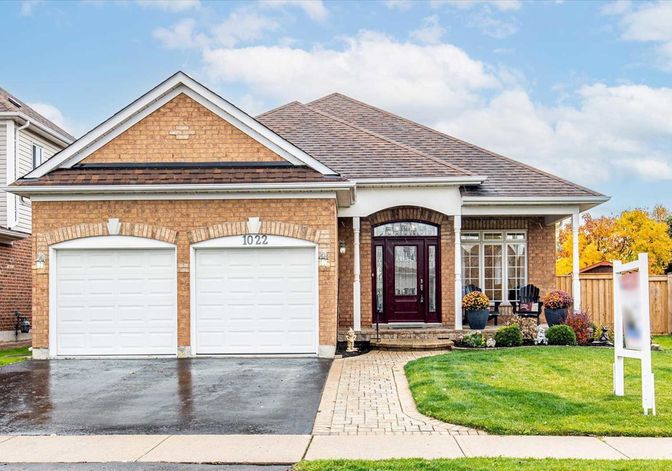 1022-glenbourne-drive-oshawa-ontario-e5812831