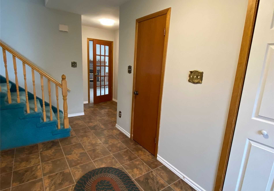 25-emperor-street-ajax-ontario-e5814032