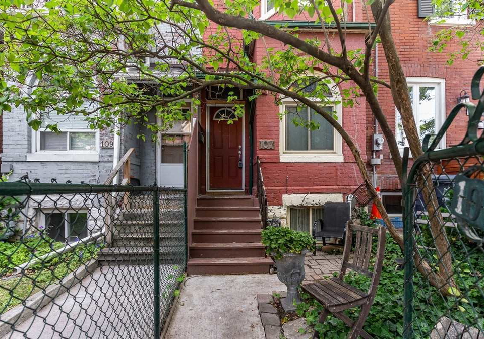 107-pape-avenue-toronto-ontario-e5828533