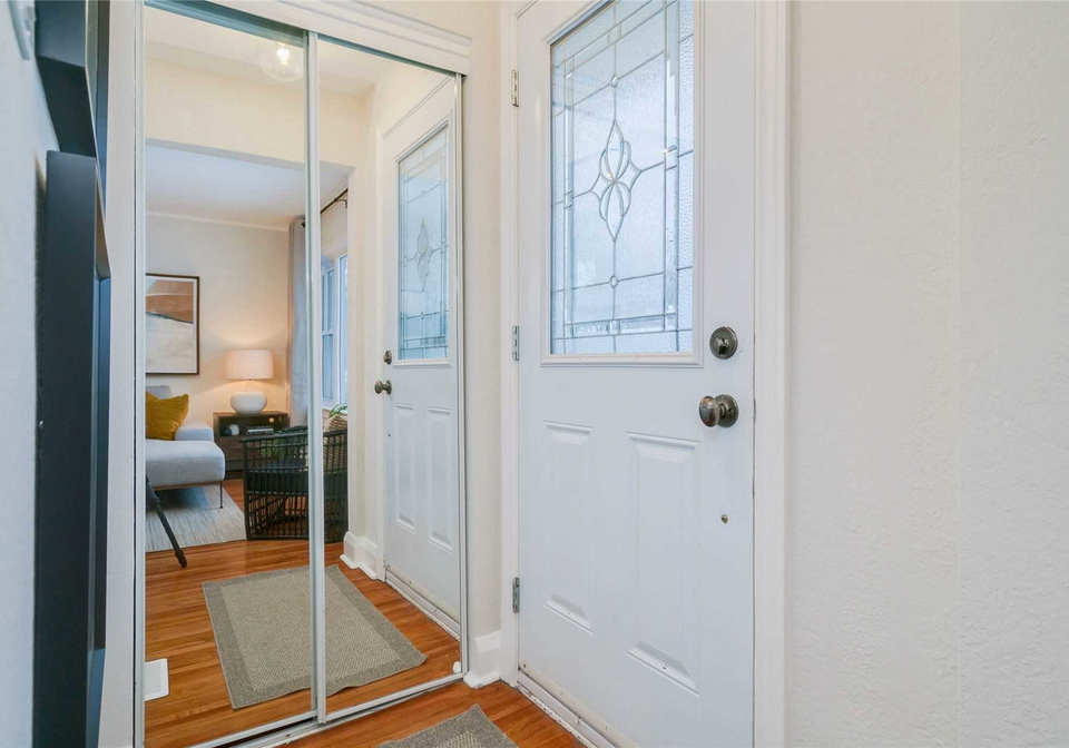 121-birchcliff-avenue-toronto-ontario-e5829305
