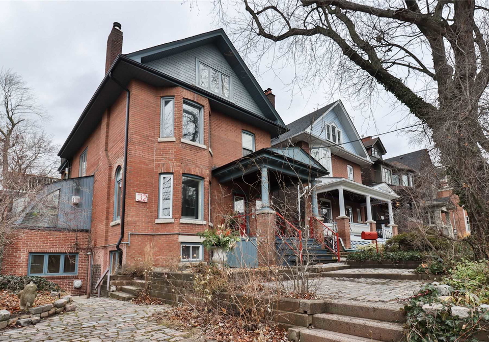 32-hogarth-avenue-toronto-ontario-e5866299