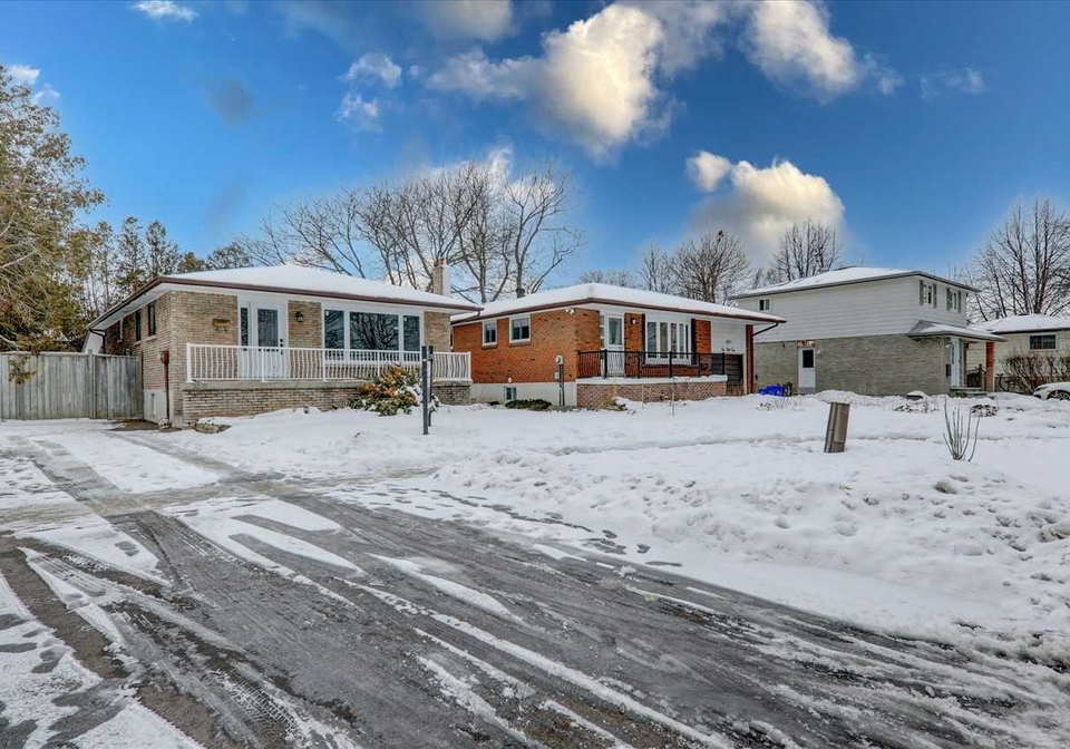 258-quetico-avenue-oshawa-ontario-e5882609