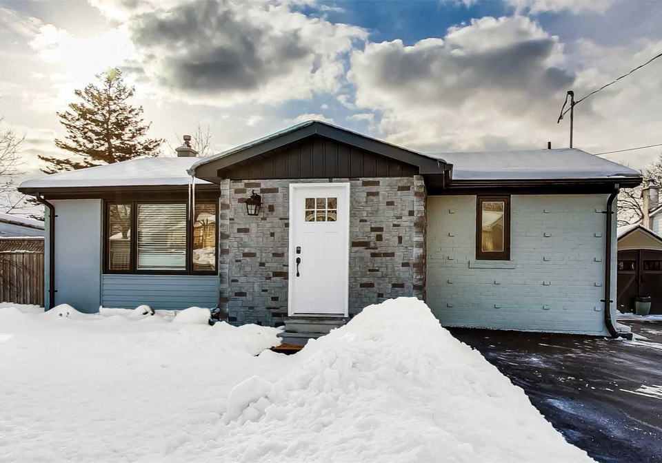 911-greenwood-crescent-whitby-ontario-e5886659