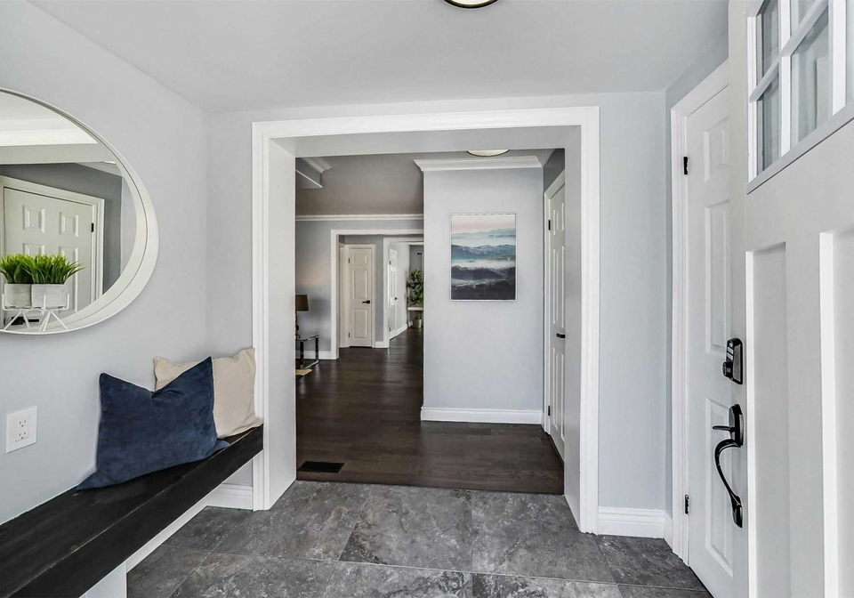 911-greenwood-crescent-whitby-ontario-e5886659