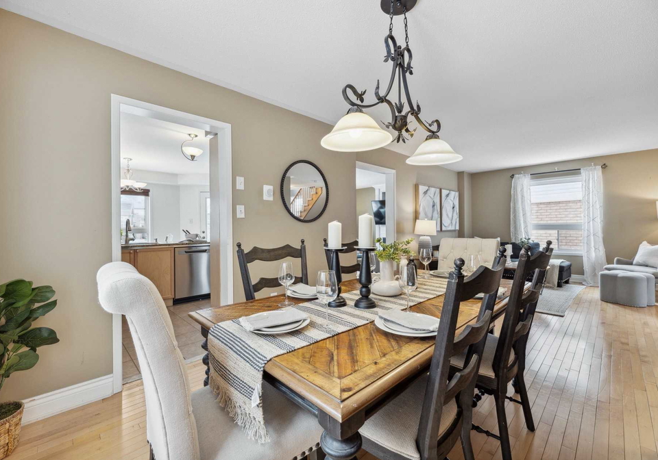 1300-ravencliffe-court-oshawa-ontario-e5915921