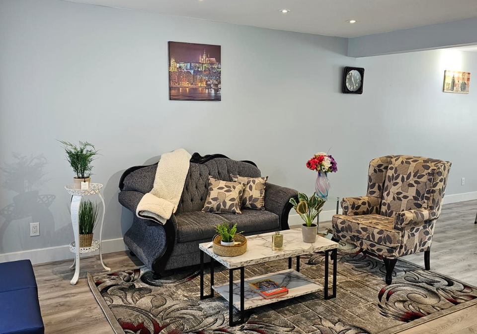 1394-largo-crescent-oshawa-ontario-e6068304