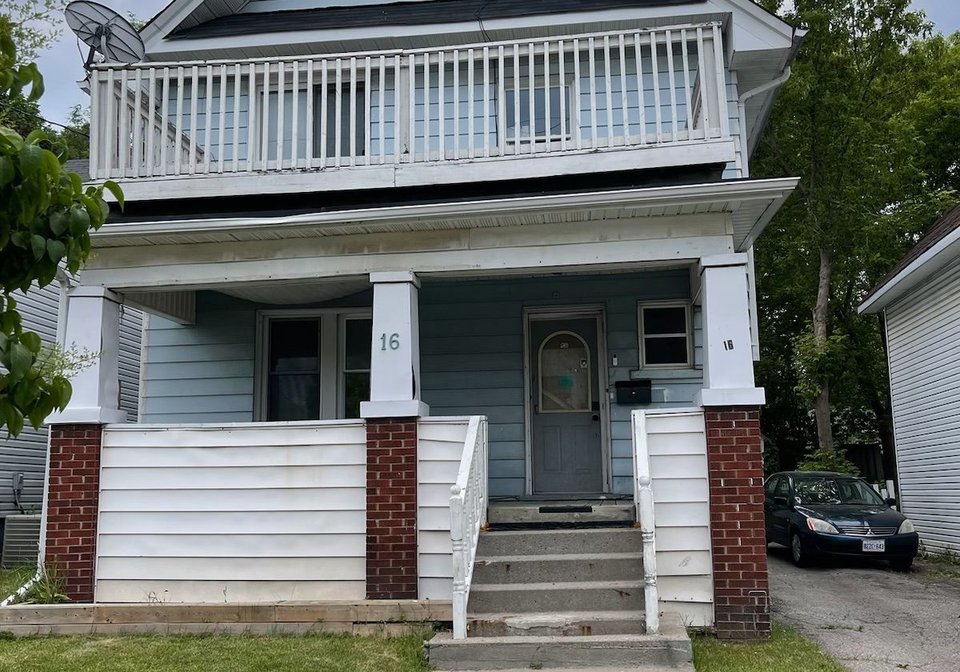 16-nassau-street-oshawa-ontario-e6622274