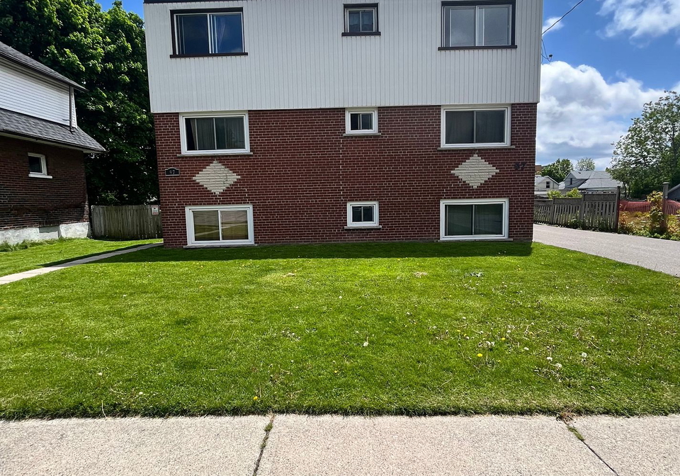 97-elgin-street-w-oshawa-ontario-e6651418