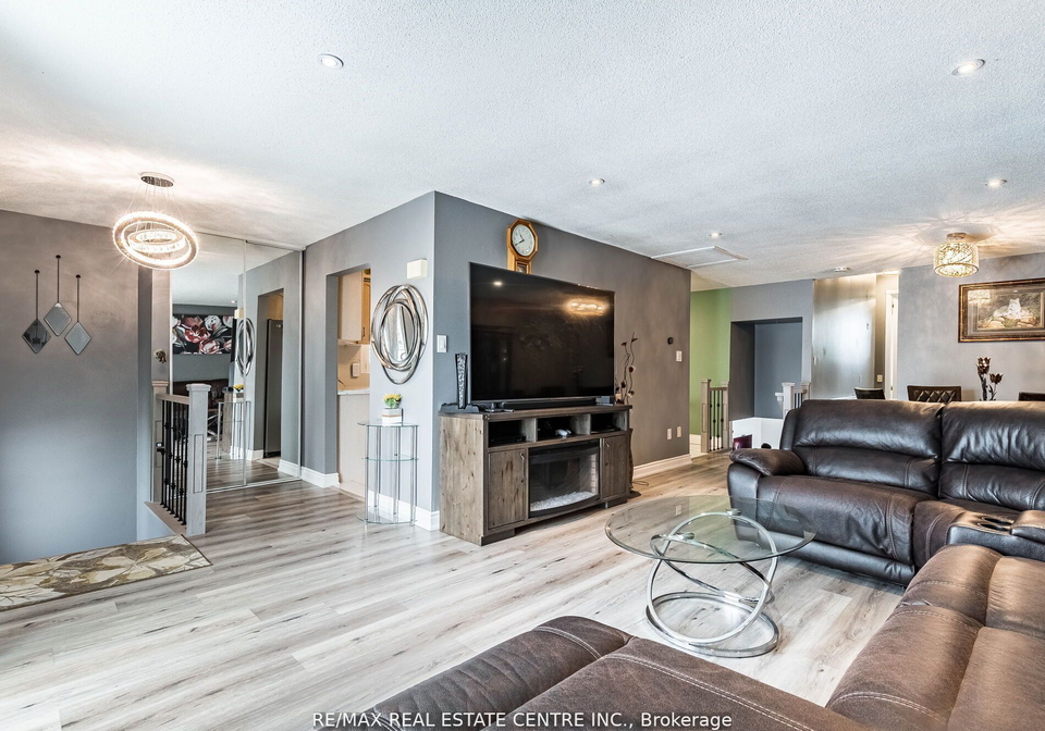 764-hampton-court-pickering-ontario-e6716984