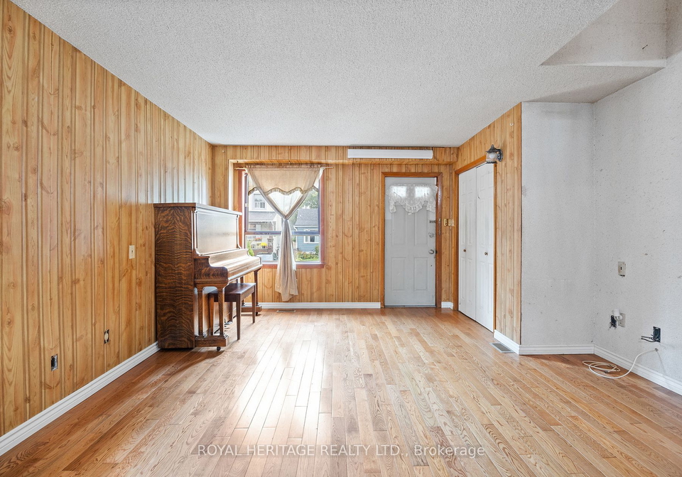 338-rhodes-avenue-toronto-ontario-e6817316