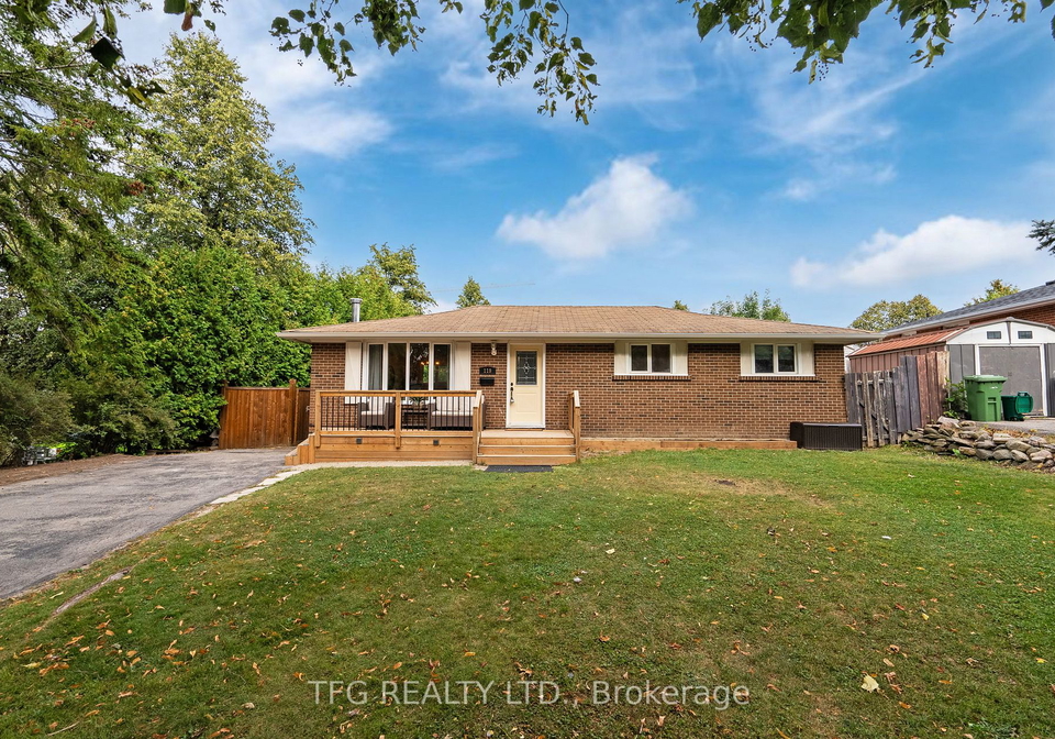 119-claymore-crescent-oshawa-ontario-e7030238