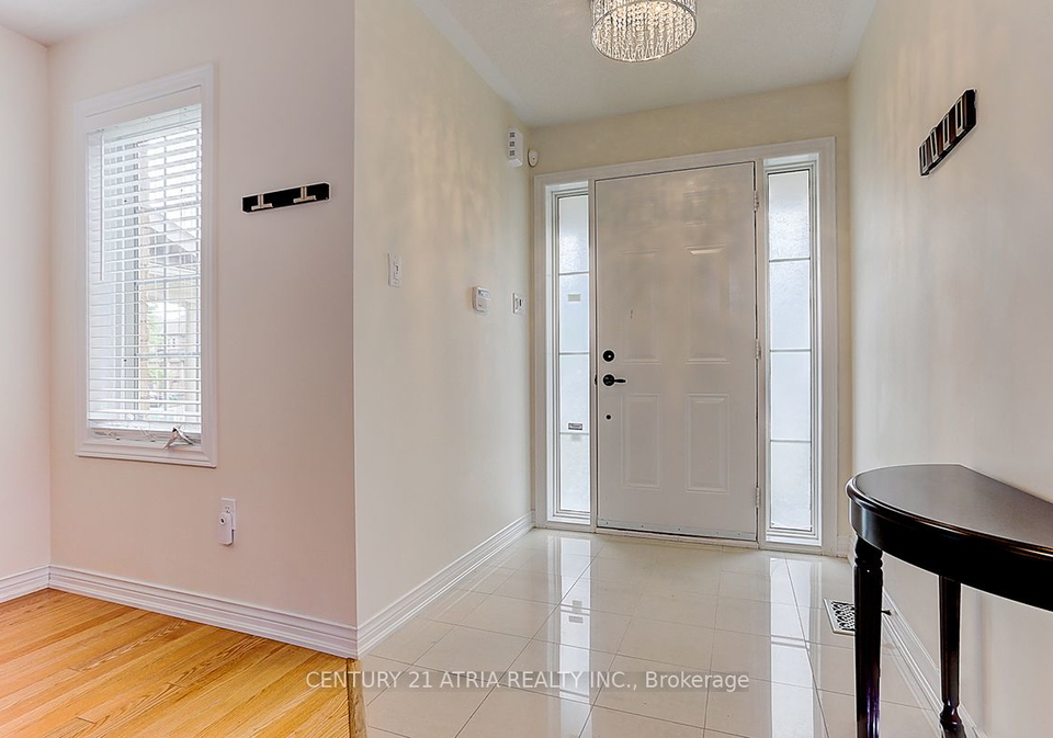 21-shapland-crescent-ajax-ontario-e7364962