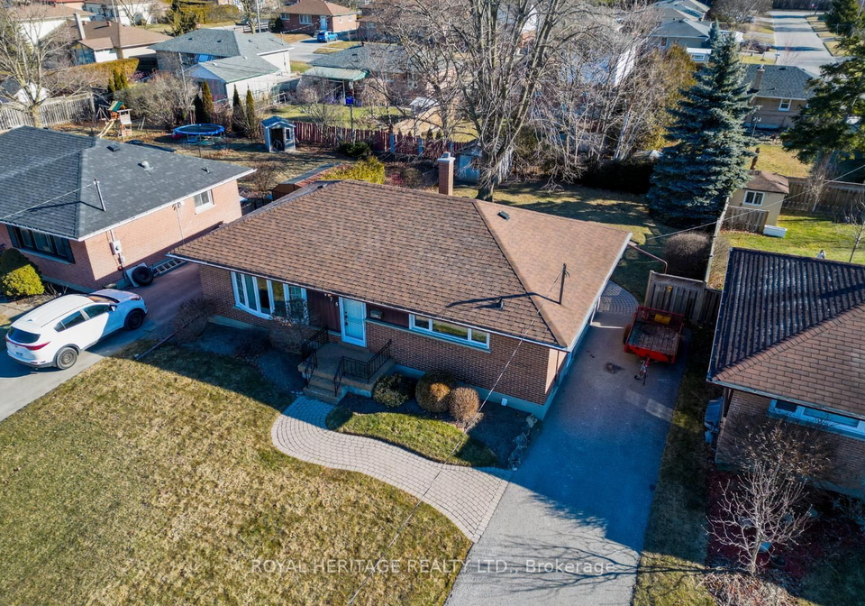 475-fairlawn-street-oshawa-ontario-e8071476