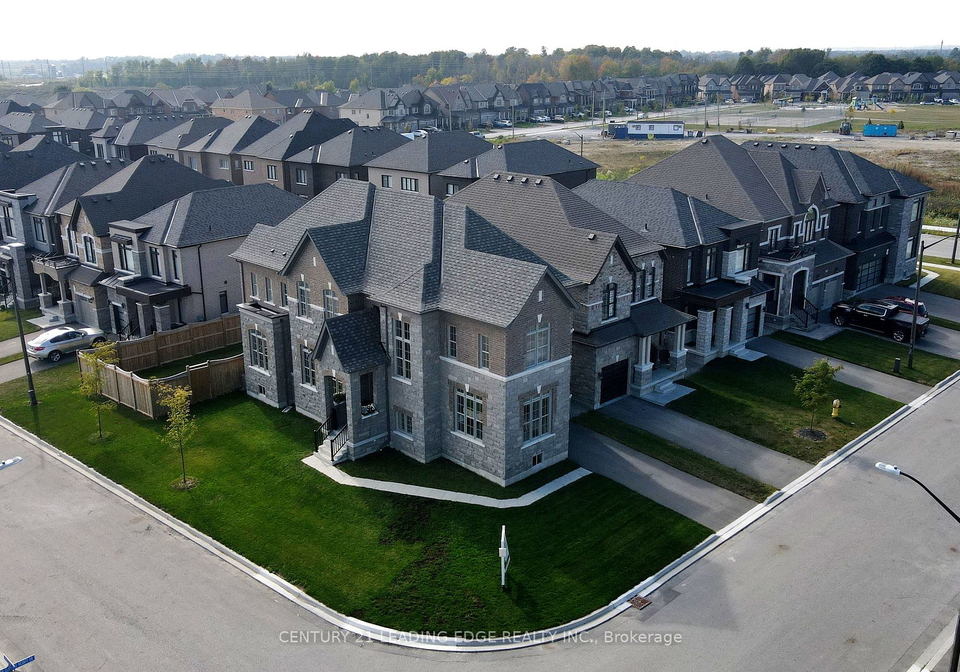 9-walter-clifford-nesb-drive-whitby-ontario-e8105872